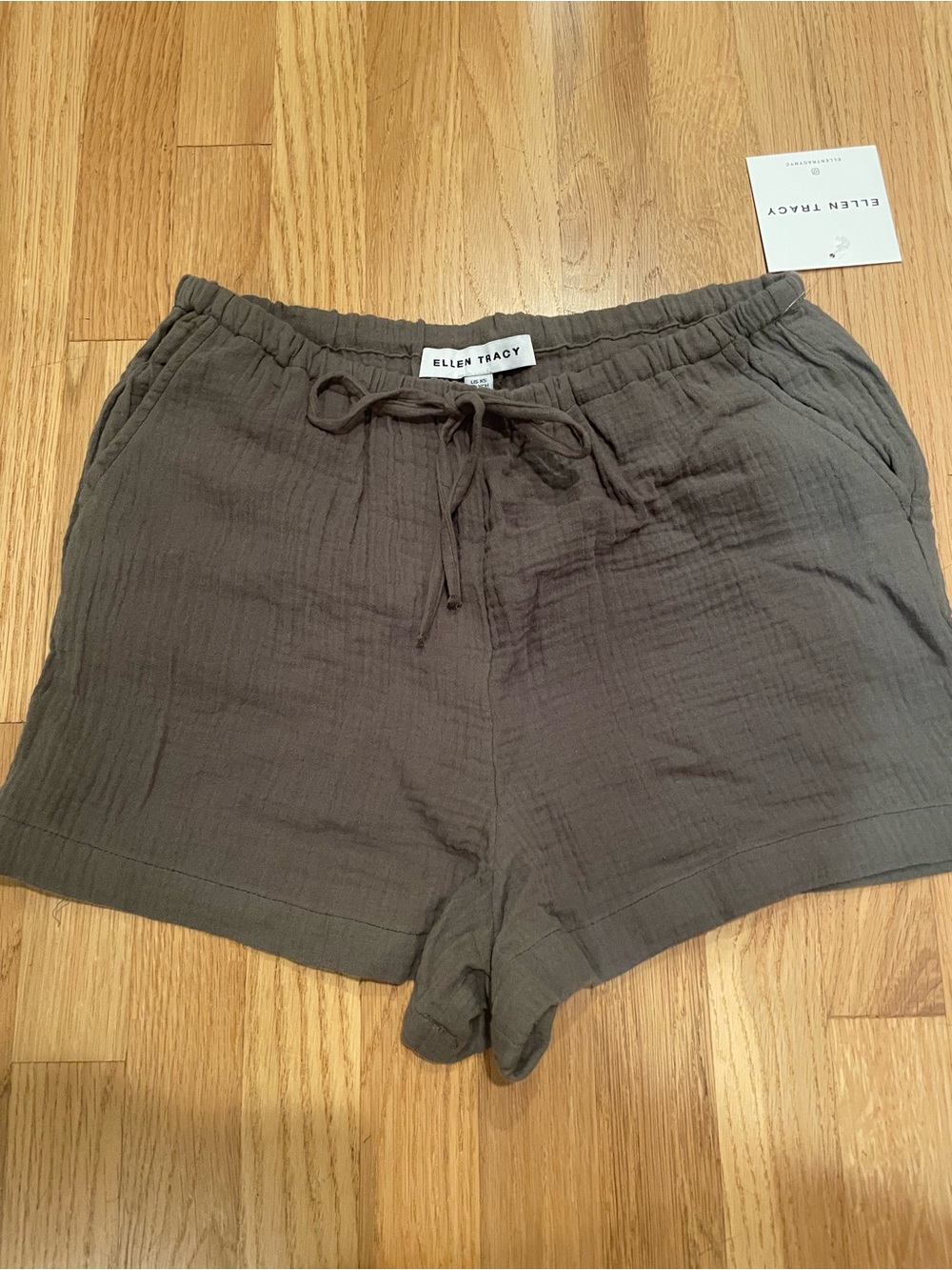 Ellen Tracy Olive Green Drawstring Cotton Gauze Shorts